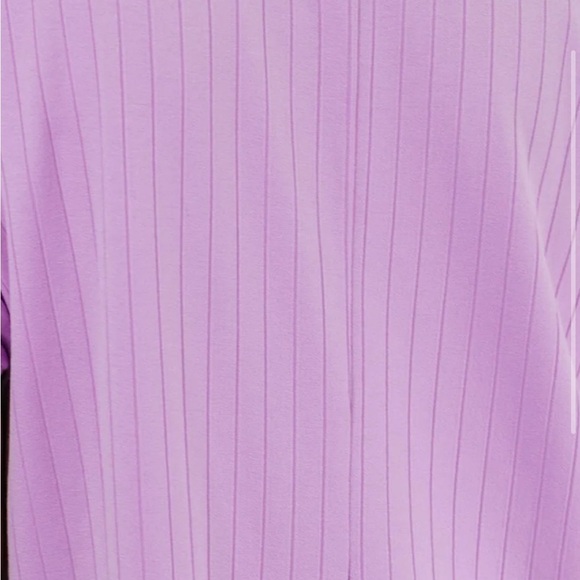 ANDREE By Unit Lavender Ribbed V-Neck Top – Soft Stretchy Casual Tee Size 1X - Picture 5 of 6